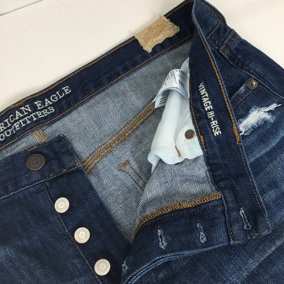 American Eagle Vintage High Rise Distressed Raw Hem Stretchy Mom Jeans Size 18 - Picture 10 of 13